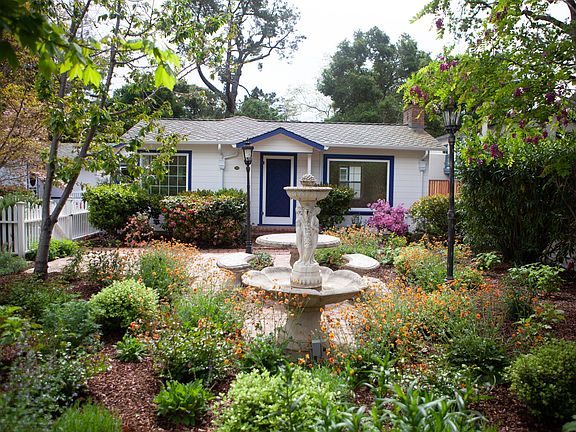3rd image of 480 Menlo Oaks Dr