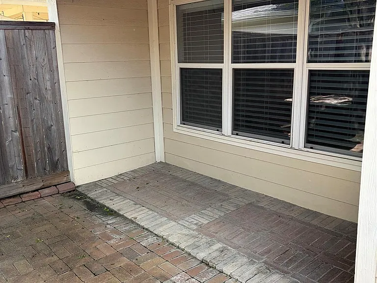 15939 Cottage Ivy Cir — Photo 22