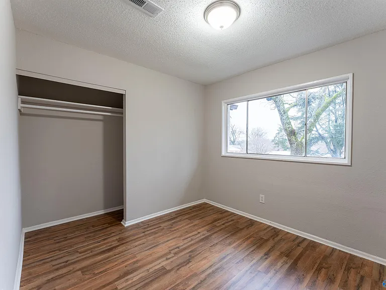 112 Wilkenson Dr NE — Photo 13