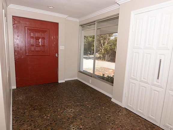 5th image of 4430 Glen Way