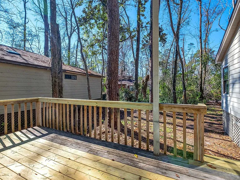 1691 Silverwood Dr — Photo 21