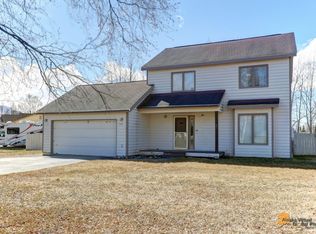 11560 E Crimsonview Dr, Palmer, AK 99645