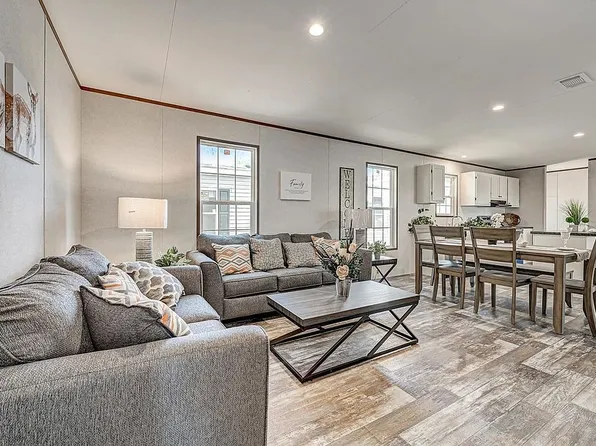 800 Indiana Ave #212-P15, Michigan City, IN 46360