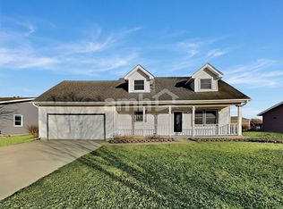 132 E Bush Dr, Elwood, IL 60421