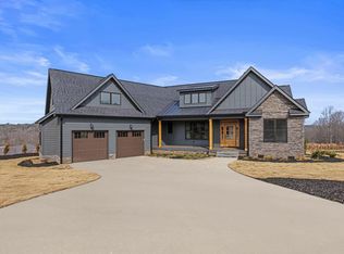 162 Meadow Park Dr, Easley, SC 29640