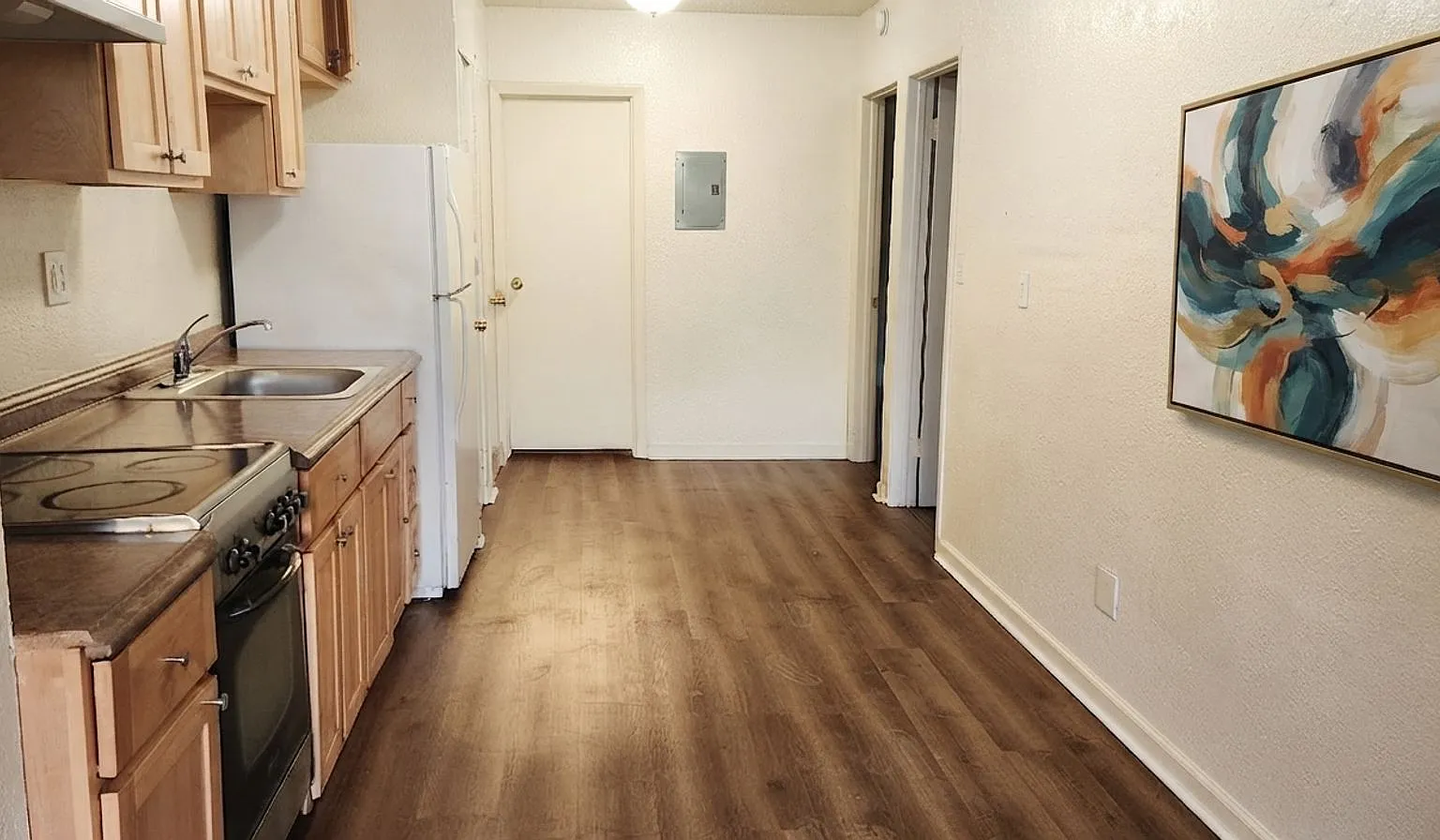 3215 Filbert St — Photo 3