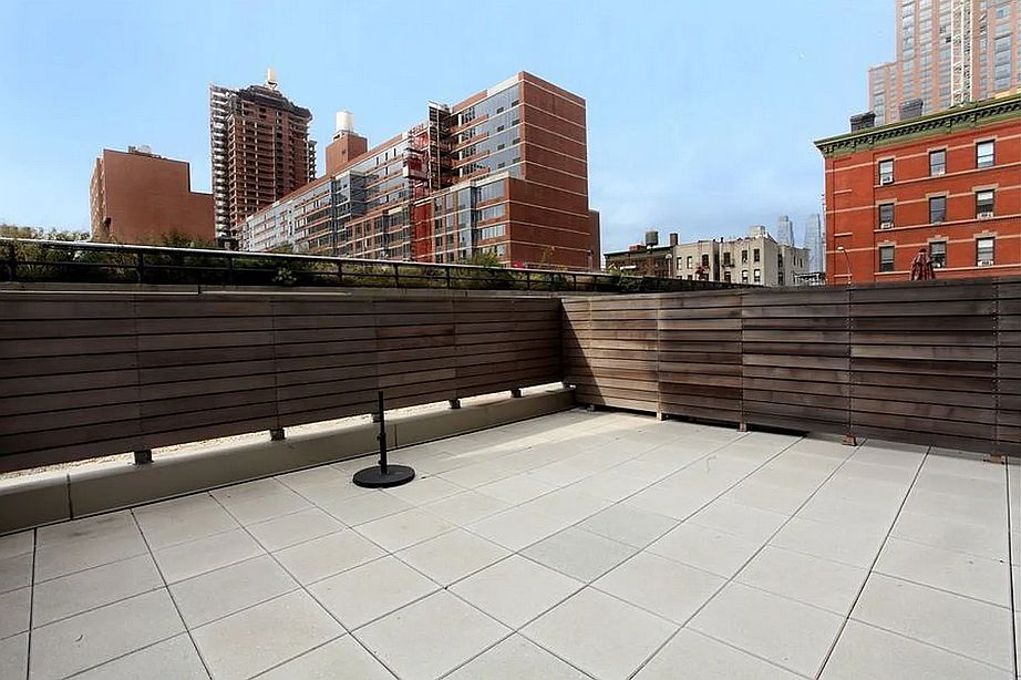 1st image of 303 10th Ave APT 2F