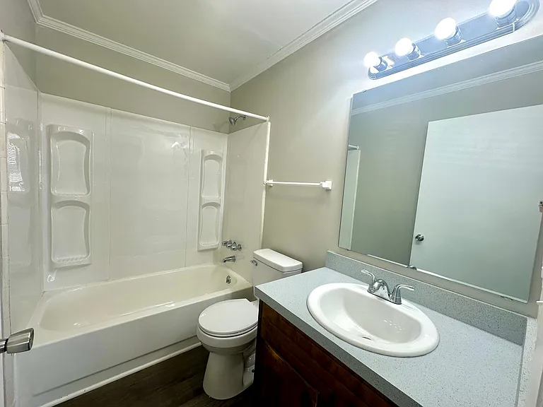 350 Byron Rd #2B — Photo 8