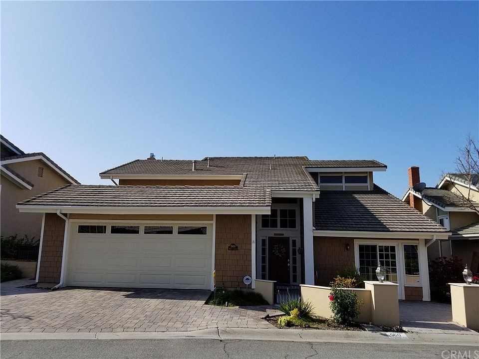 2nd image of 560 Bonita Canyon Way