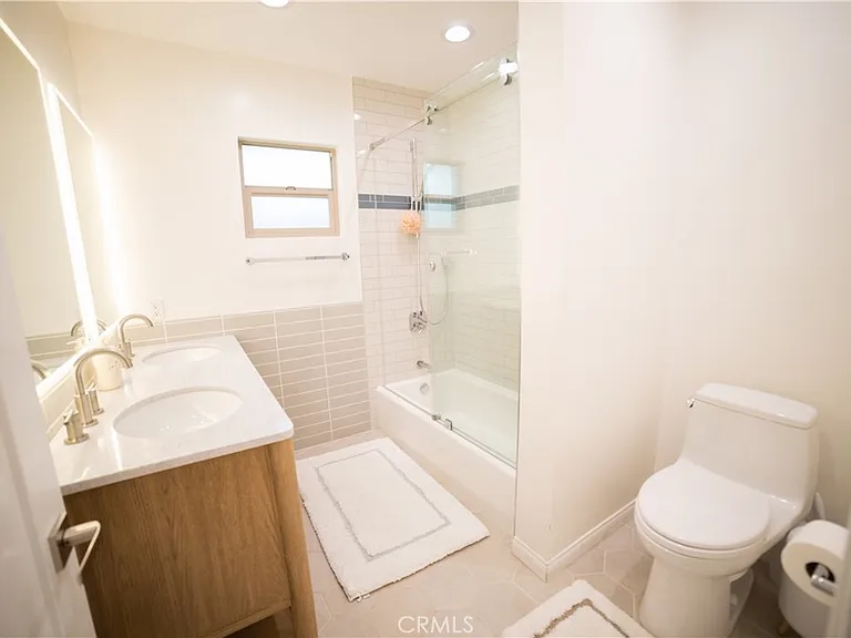 4935 Ocean View Blvd — Photo 19
