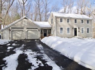 50 Dix Hill Rd, Brimfield, MA 01010