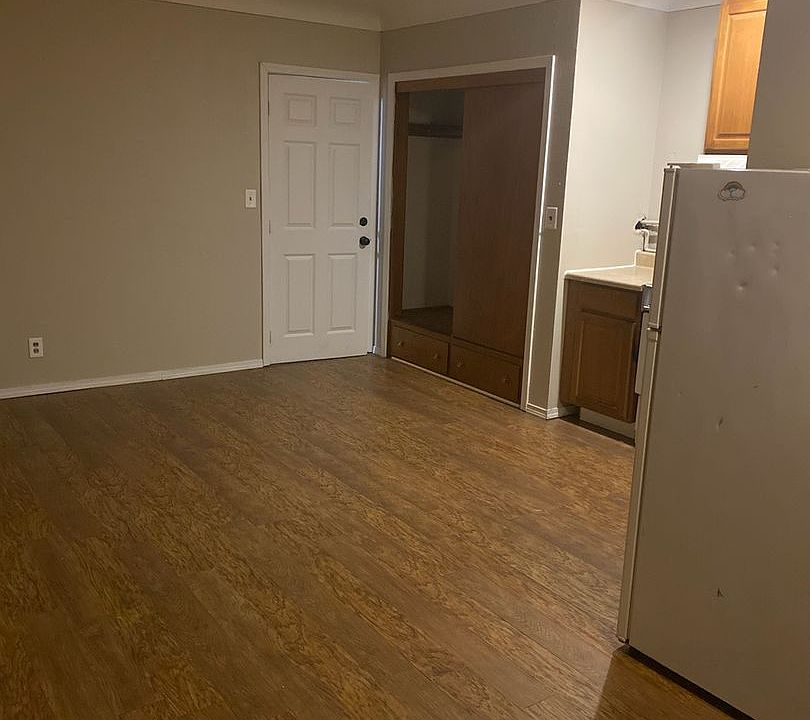 1st image of 610 W Garland Ave APT 6