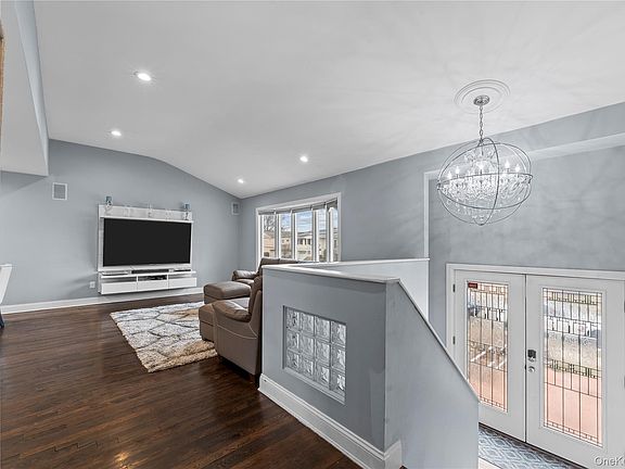 4th image of 2812 Covered Bridge Road