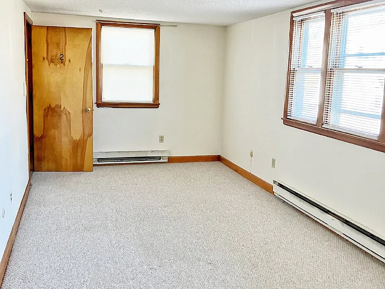 15 1st St #2 — Photo 7