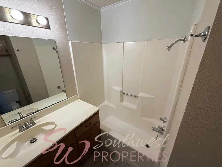 107 Willow Ln #A — Photo 15