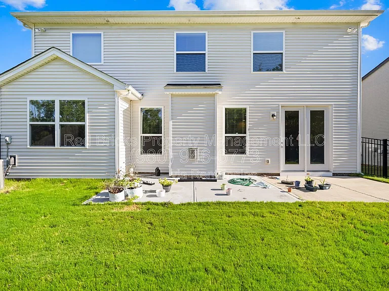 2783 Berkhamstead Cir — Photo 29