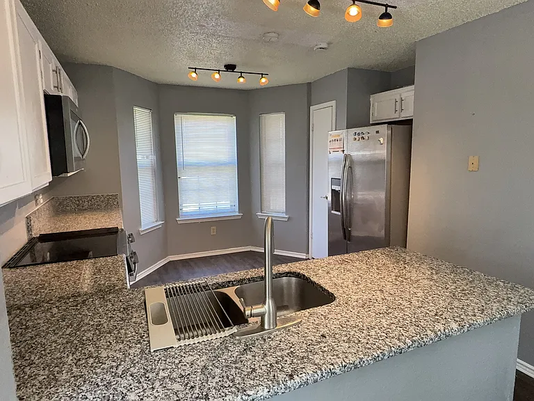 768 Pierre Ln — Photo 7