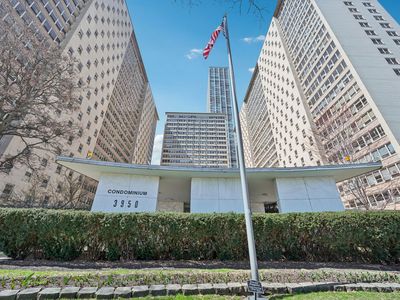 3950 N Lake Shore Dr APT 2209, Chicago, IL, 60613