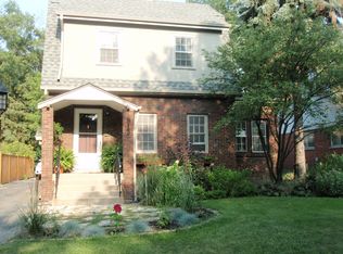 813 S Mitchell Ave, Arlington Heights, IL