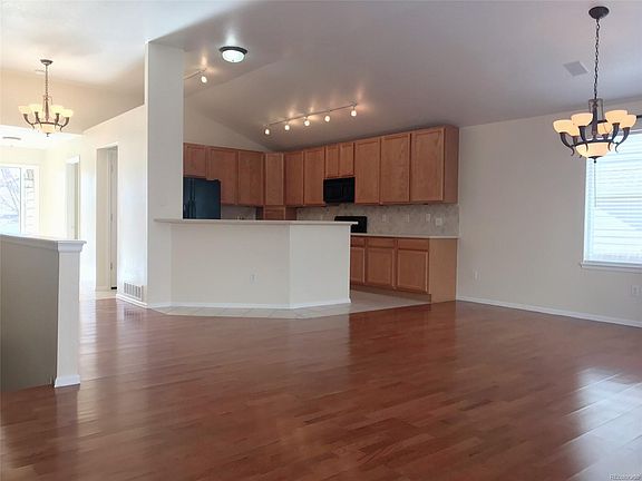 5th image of 22647 E Ida Ave