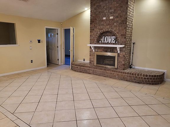 5th image of 66 Marywood Ct