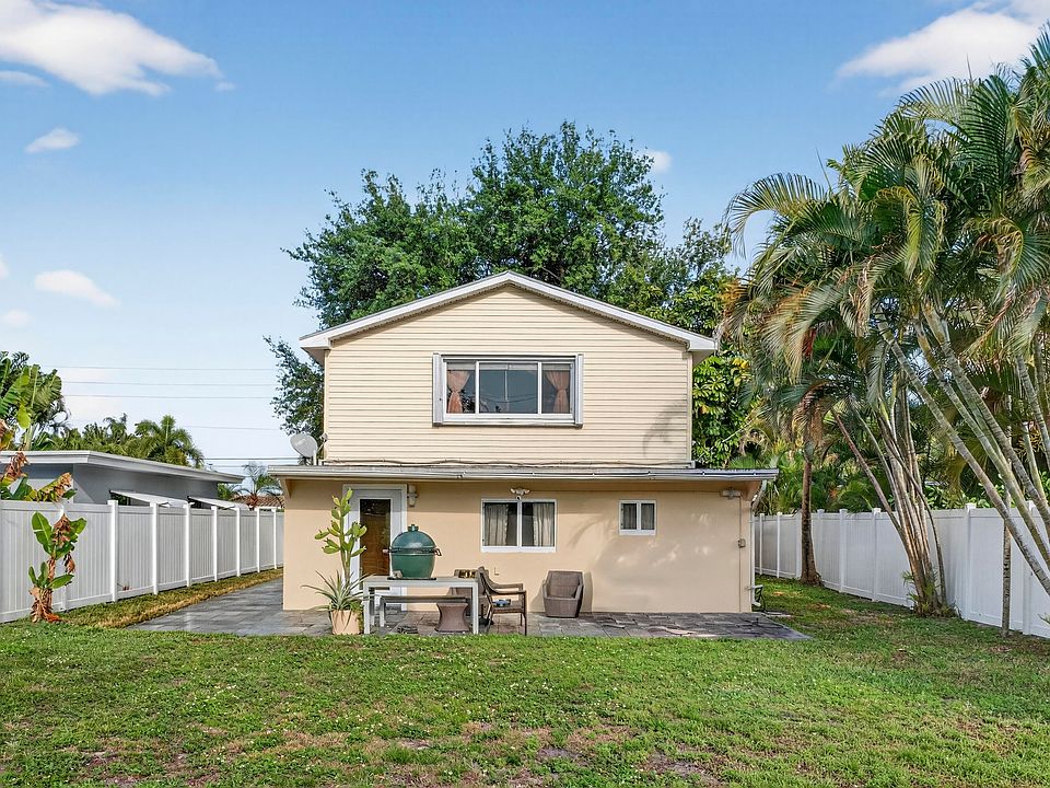 1st image of 1503 NE 18th Avenue