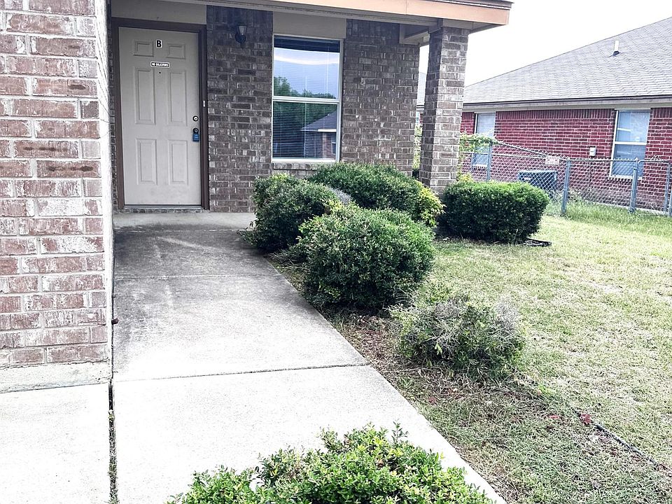 1st image of 308 Janelle Dr APT B