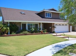 17082 Camelot Cir, Huntington Beach, CA 92649