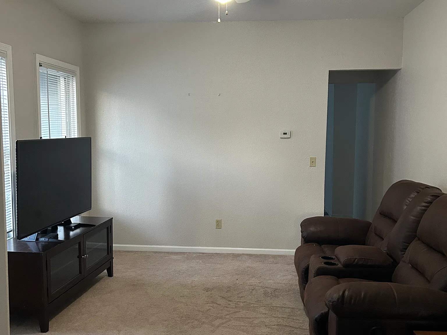 1 bed, 907 sqft, $1,350 — Photo 4