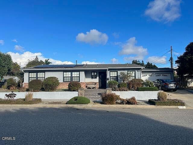 1st image of 418 Redwood Ave
