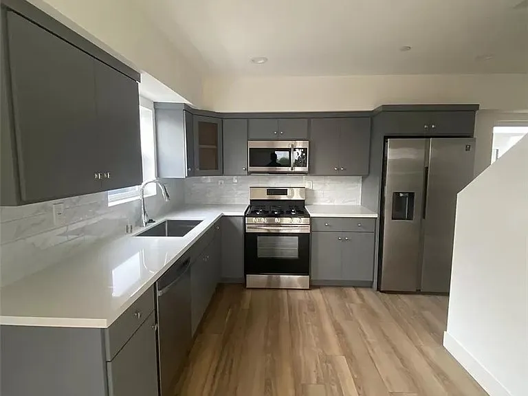 2151 S West View St — Photo 5