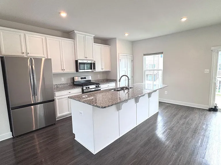 118 Twinleaf Way — Photo 10