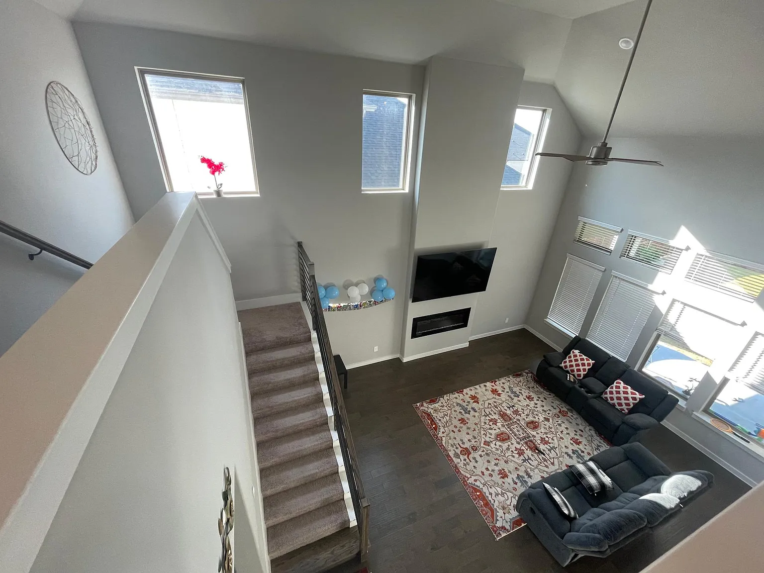 164 Coyote Creek Dr — Photo 2