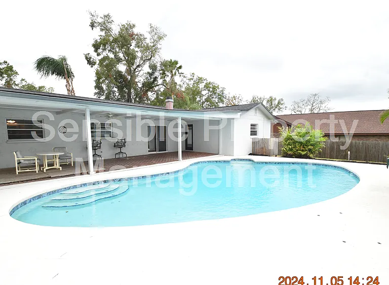 3827 Frostwood Ct — Photo 37