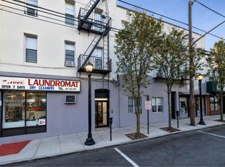 325 37th St #4, Union City, NJ 07087