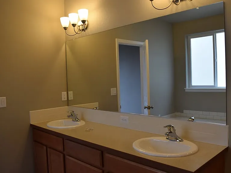 2828 Lucia Ct NW — Photo 7