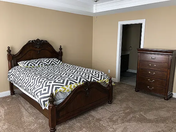 305 Riggs Blvd — Photo 3