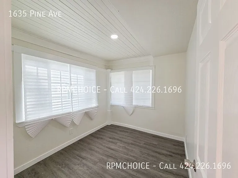 1635 Pine Ave — Photo 9