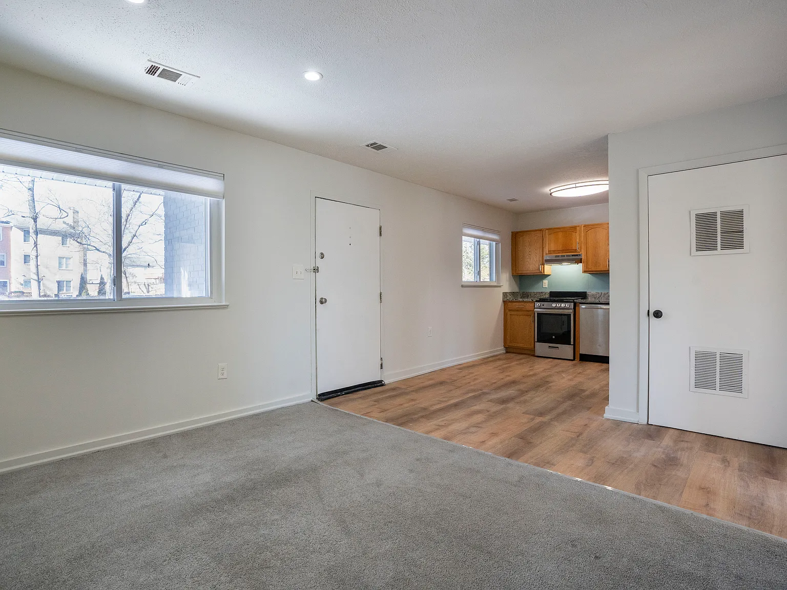 2 bed, 650 sqft, $1,785 — Photo 4