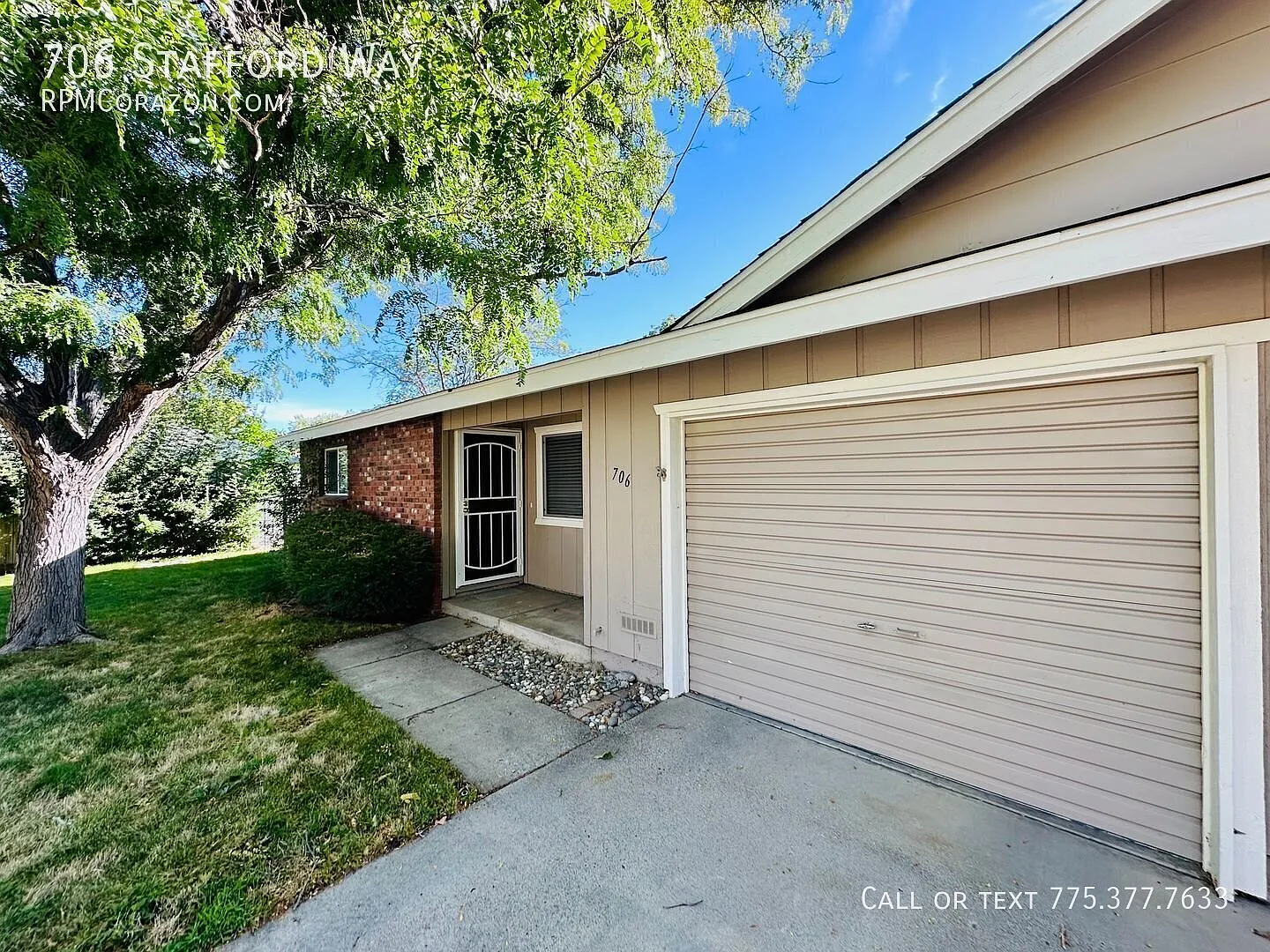 Nice 2 bedroom townhouse w/ 1 car garage and AC! — Photo 1