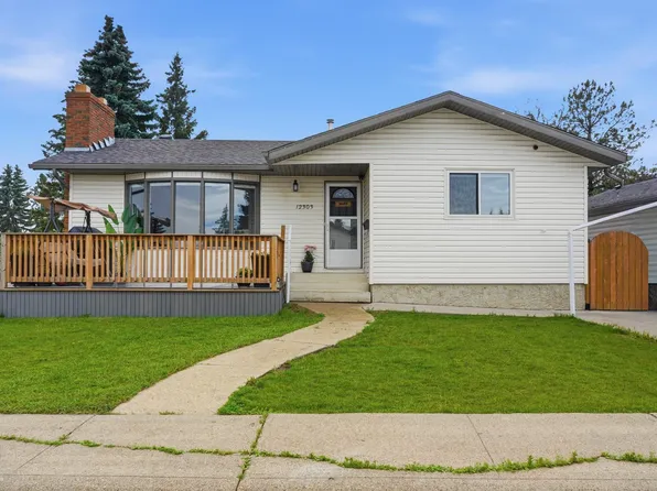 12303 152c Ave NW, Edmonton, AB T5X 1Z1