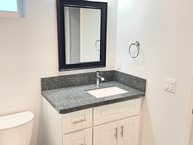 514 N Vine St #2 — Photo 5