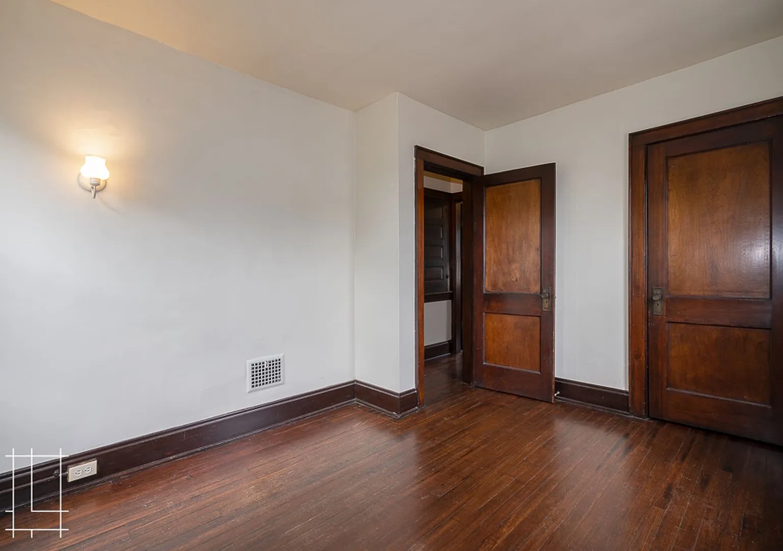 435 Alden Ave — Photo 4