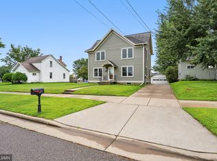 271 W Hudson St, Mondovi, WI 54755