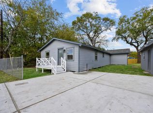 423 Clearwater St, Houston, TX 77029