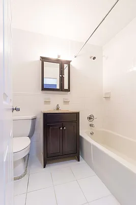 Rented by Bold New York | media 30