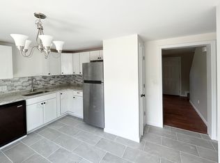 1215 Pawtucket Blvd #46, Lowell, MA 01854