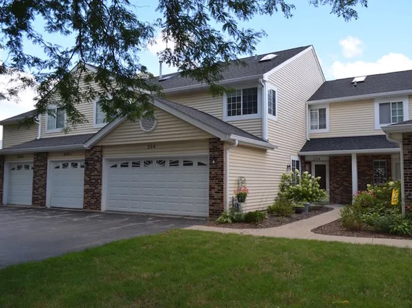 254 Brittany Dr, Streamwood, IL 60107