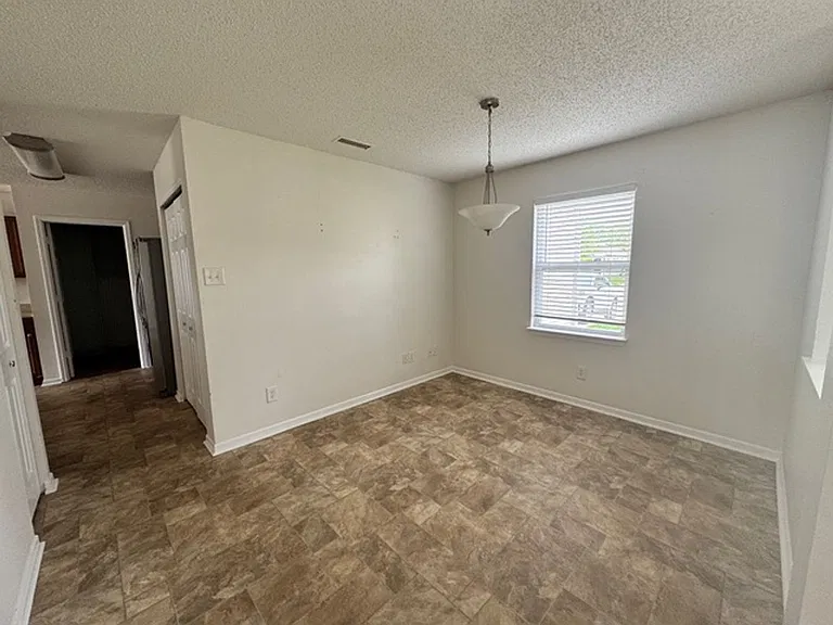1723 Elijah Blue Dr — Photo 8