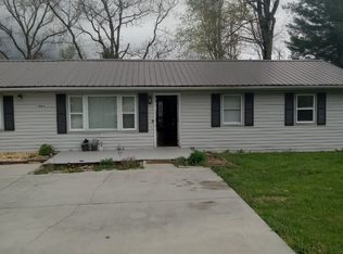 1133 Bruce Gap Rd, Caryville, TN 37714